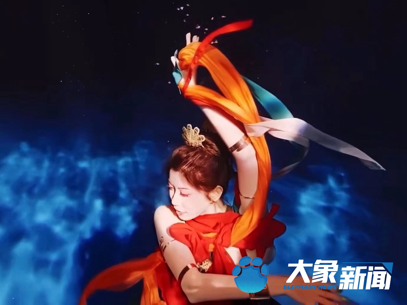 水下洛神何灏浩个人资料,潜水冠军何灏浩