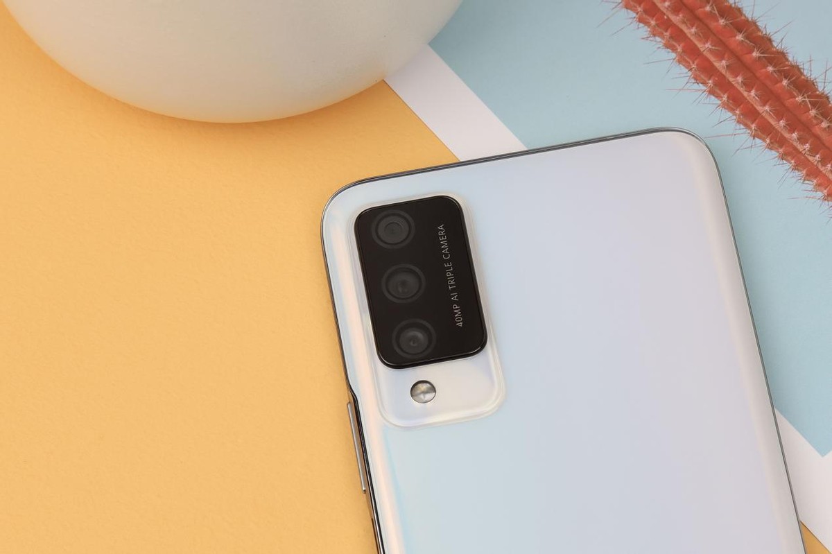 麦芒10和哪款外观一样,麦芒10手机推荐