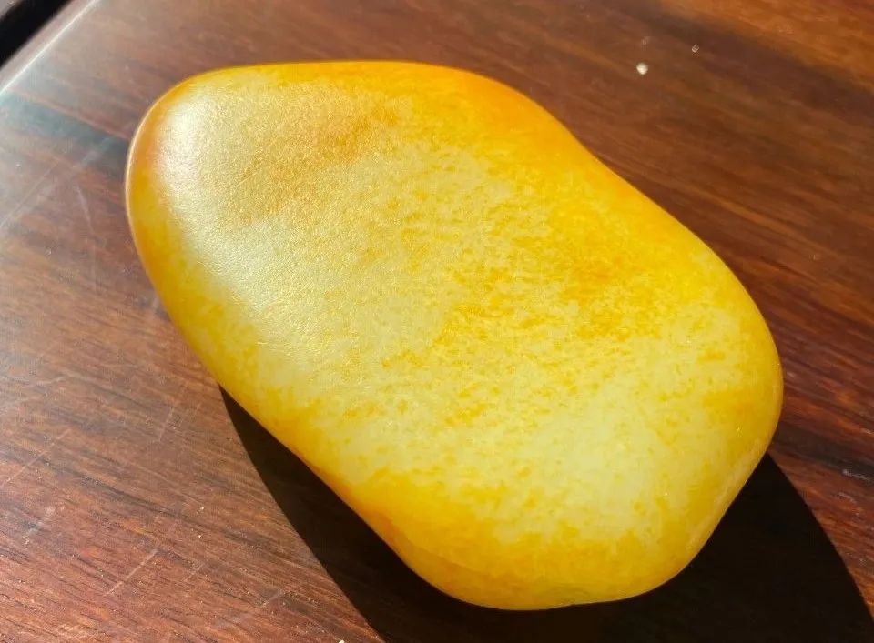 一颗珠子价值4000元,一颗珠子三十元