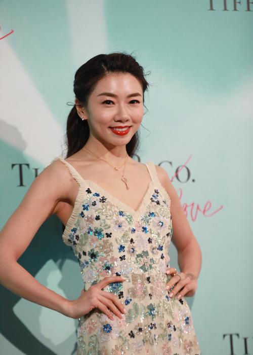 刘流是赵本山徒弟吗,刘流和李金斗同台