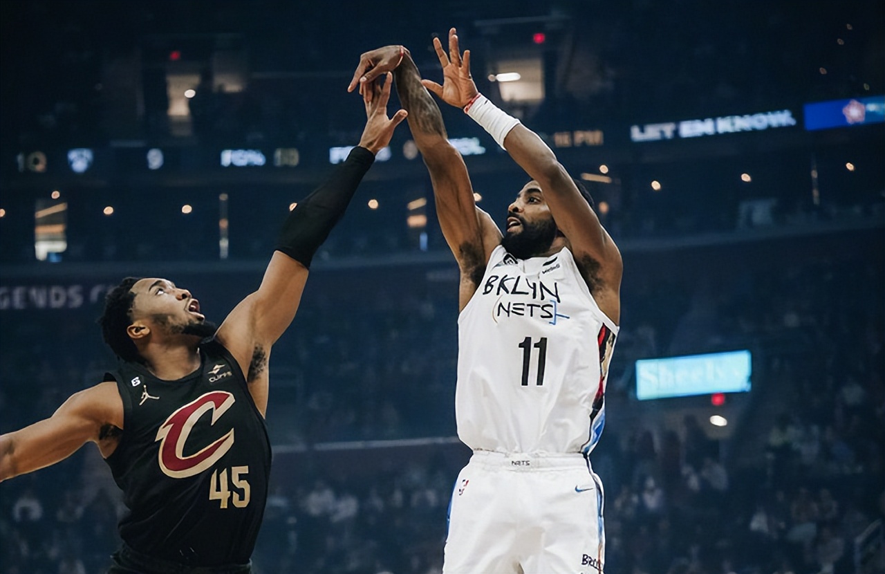 9连胜！欧文被彻底激活，第4巨头诞生，KD笑了，篮网剑指总冠军