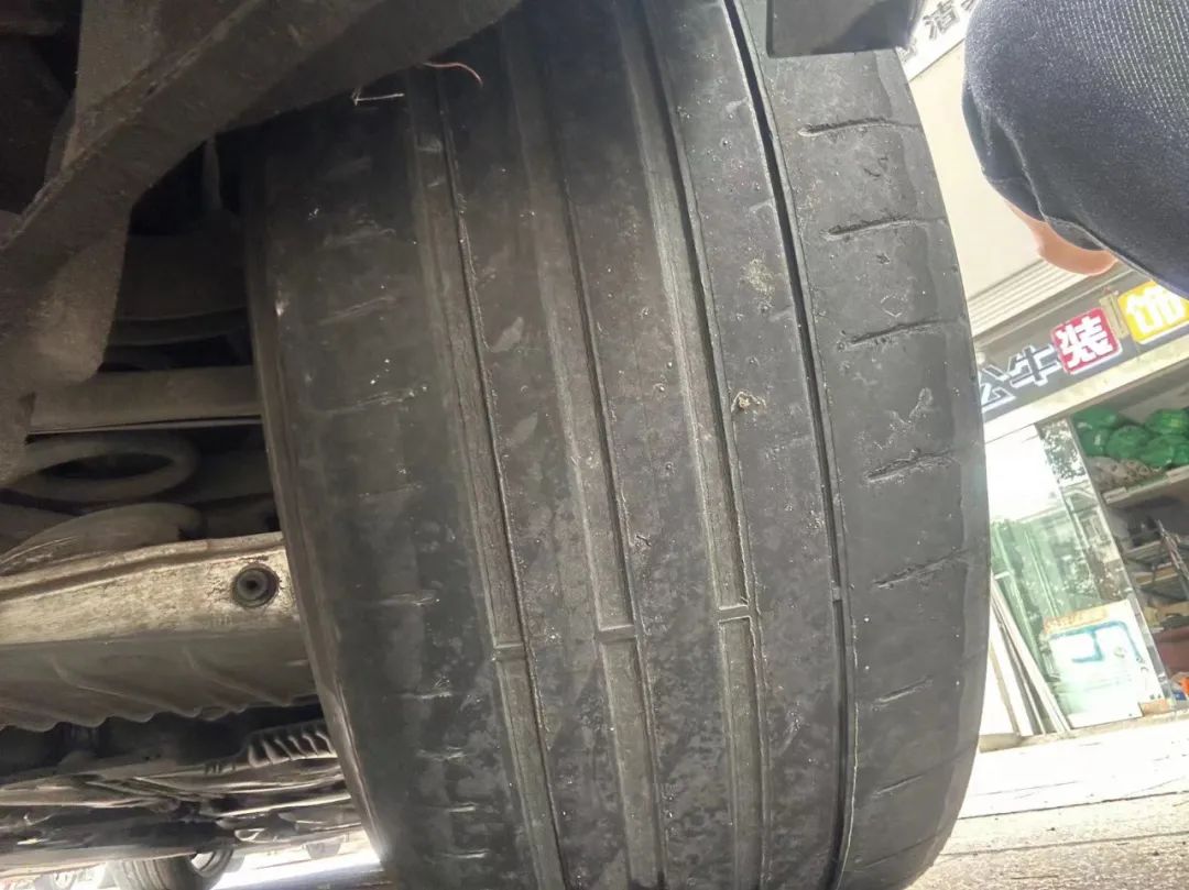 宝马m3磨砂版评测,米其林ps4s和倍耐力p0怎么选