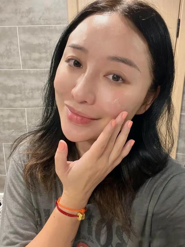 40岁适合哪款抗皱面霜,40岁女人用的抗衰老面霜