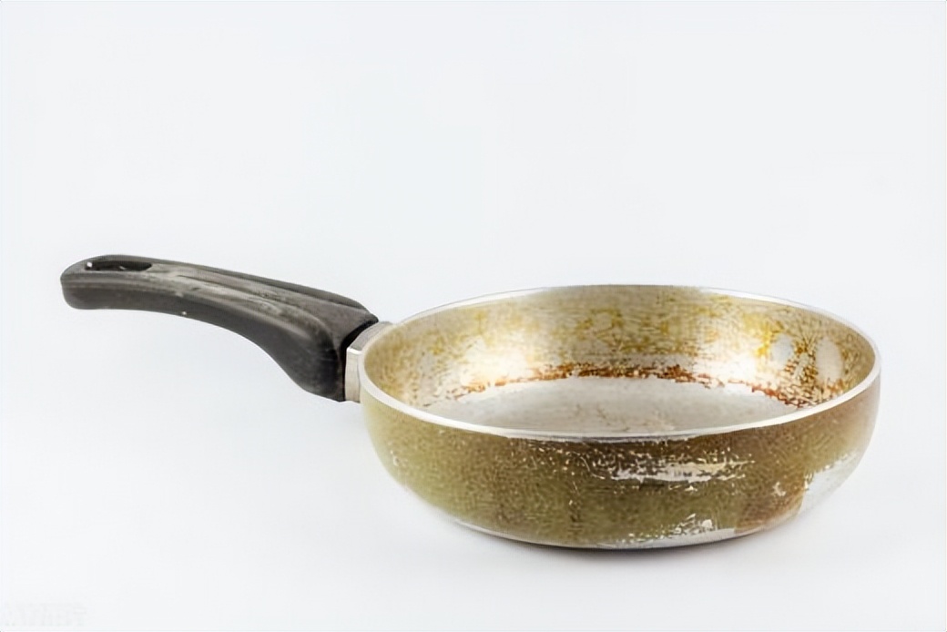 不锈钢锅怎么用才不发黄发黑,用什么擦不锈钢锅不会黑