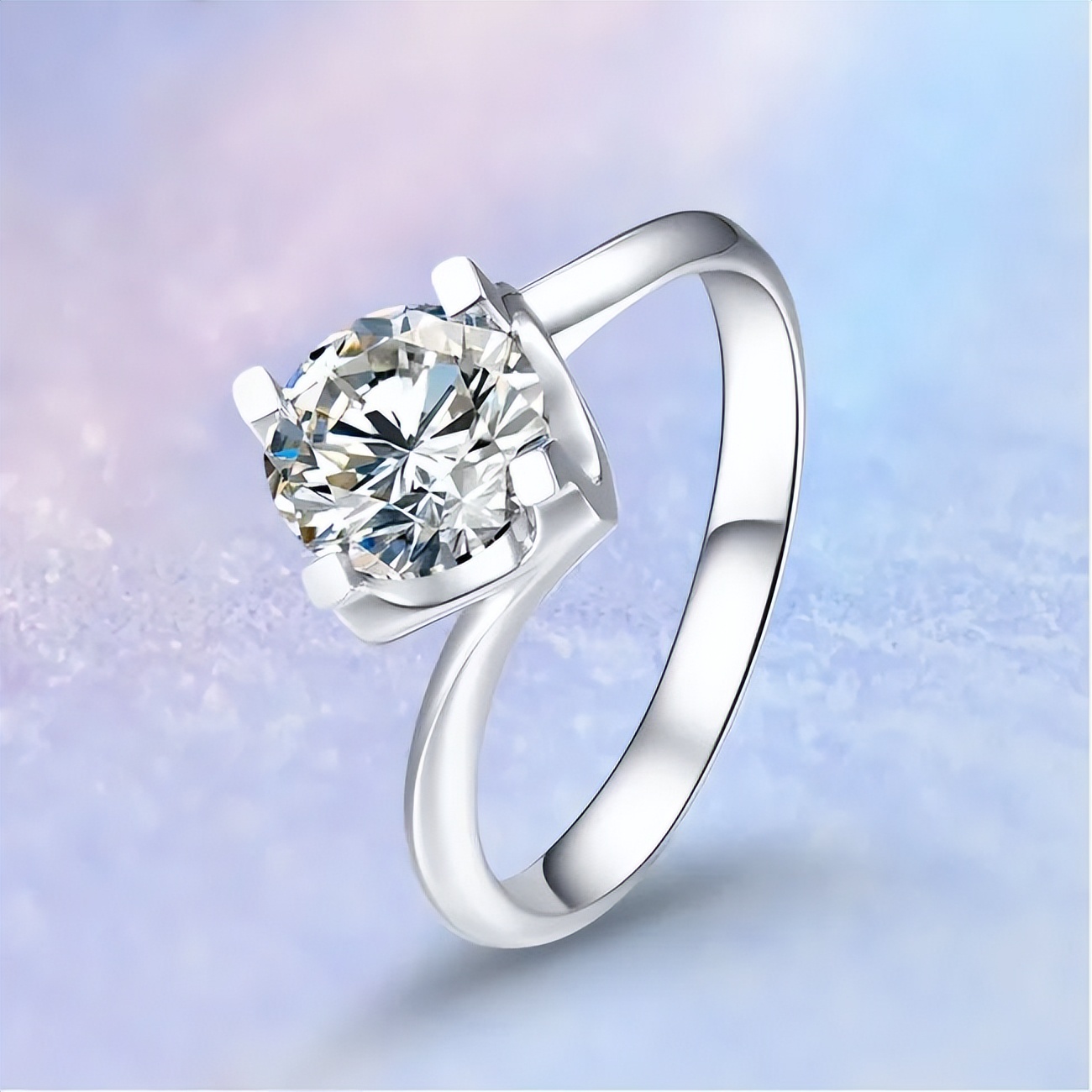 如何让钻戒更保值,什么样的钻戒既显火彩又显钻大