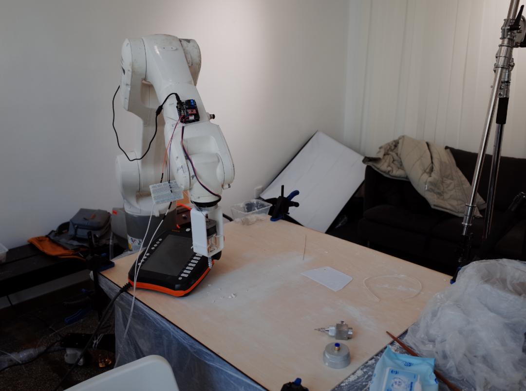 皇艺来了哈哈,我直接拒掉伦艺面试