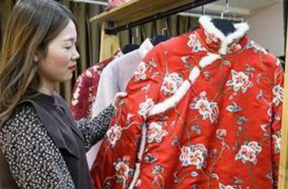 95后寿衣模特淘宝店叫什么名字,95后淘宝寿衣女模特