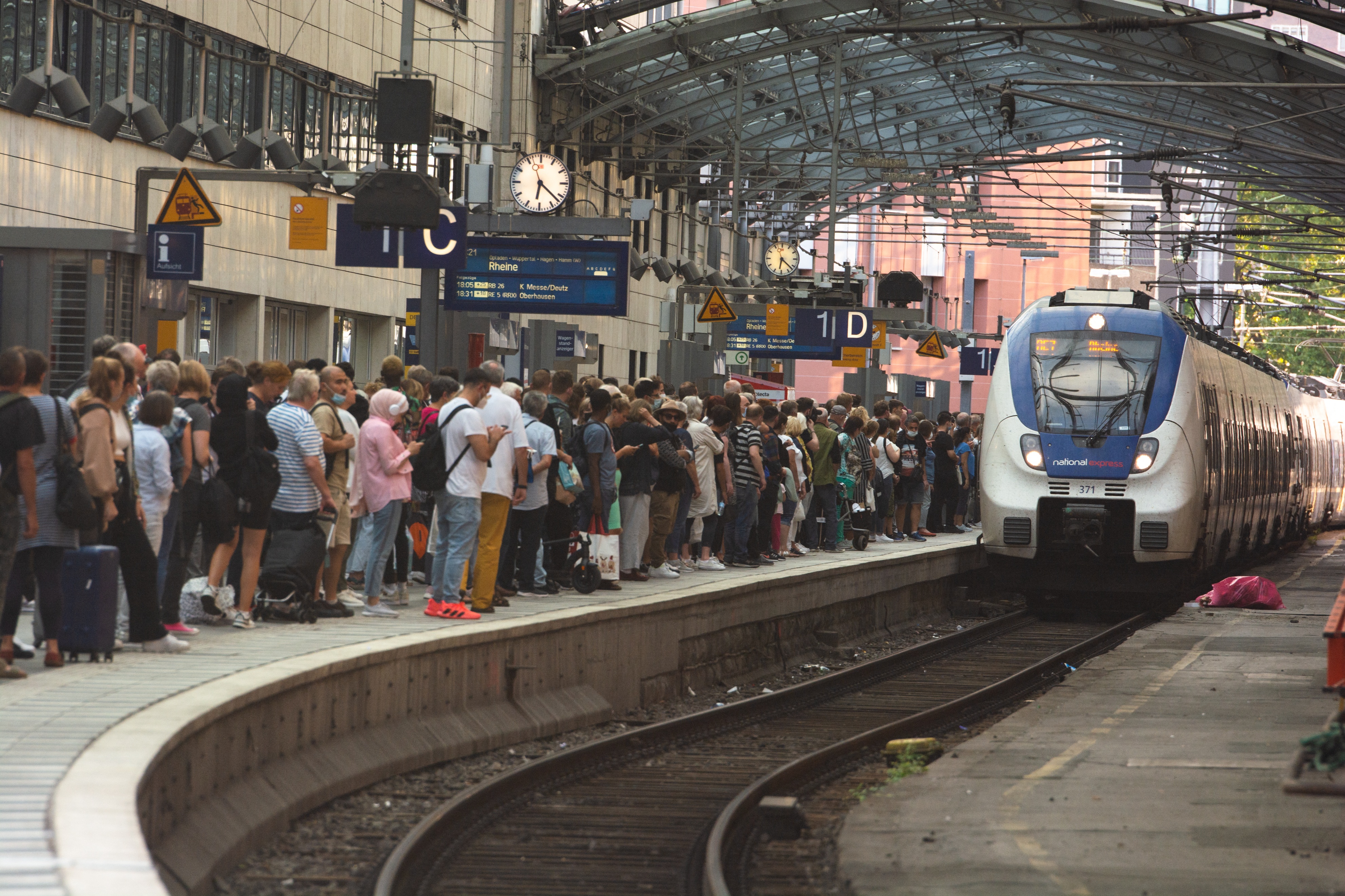欧洲各国能源价格,欧洲能源涨价带来的世界影响