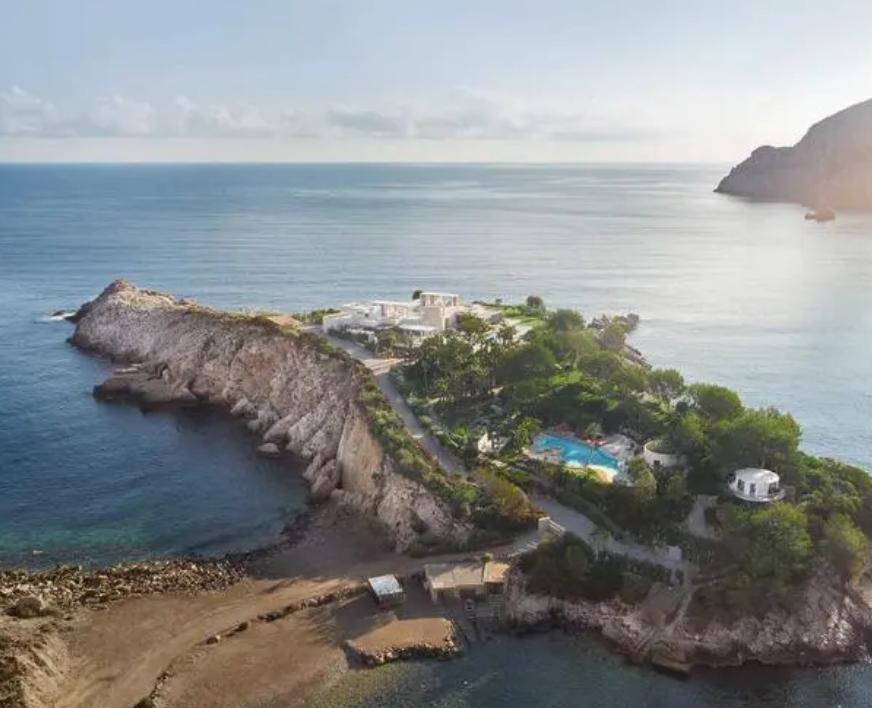 揭秘美国情色历史：为何看似色情泛滥的美国，多数*交性**易不合法