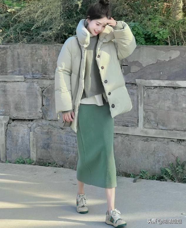衣服别买系列,今年最流行的裙裤和上衣新款