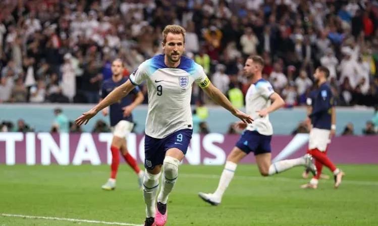 2022卡塔尔世界杯经典场面回顾,回顾2022卡塔尔世界杯经典瞬间