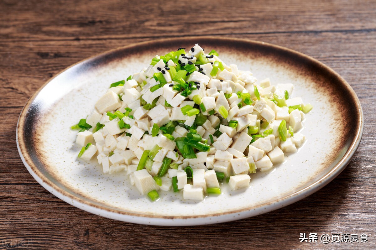 几乎没有热量的无米炒饭,无米豆腐炒饭饱腹感超强