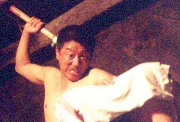 丁勇岱演夫妻,丁勇岱与妻子孩子近照