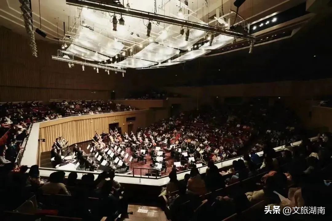 文艺展演第四站,丰富多彩的文艺演出现场