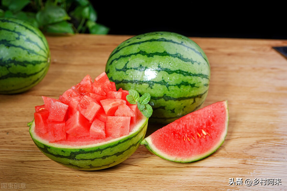 怎样挑选水果视频教程,买水果挑选技巧