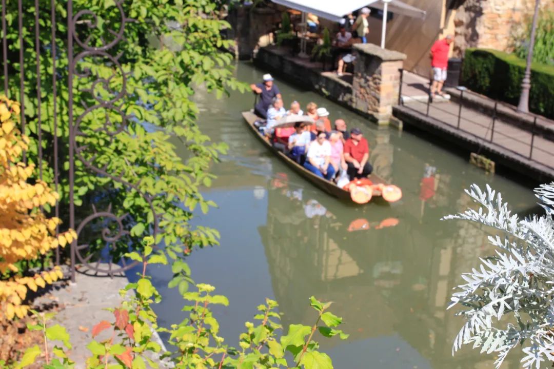 开车去欧洲第29集：抵达巴黎，沪C开到埃菲尔铁塔其实是个巧合！