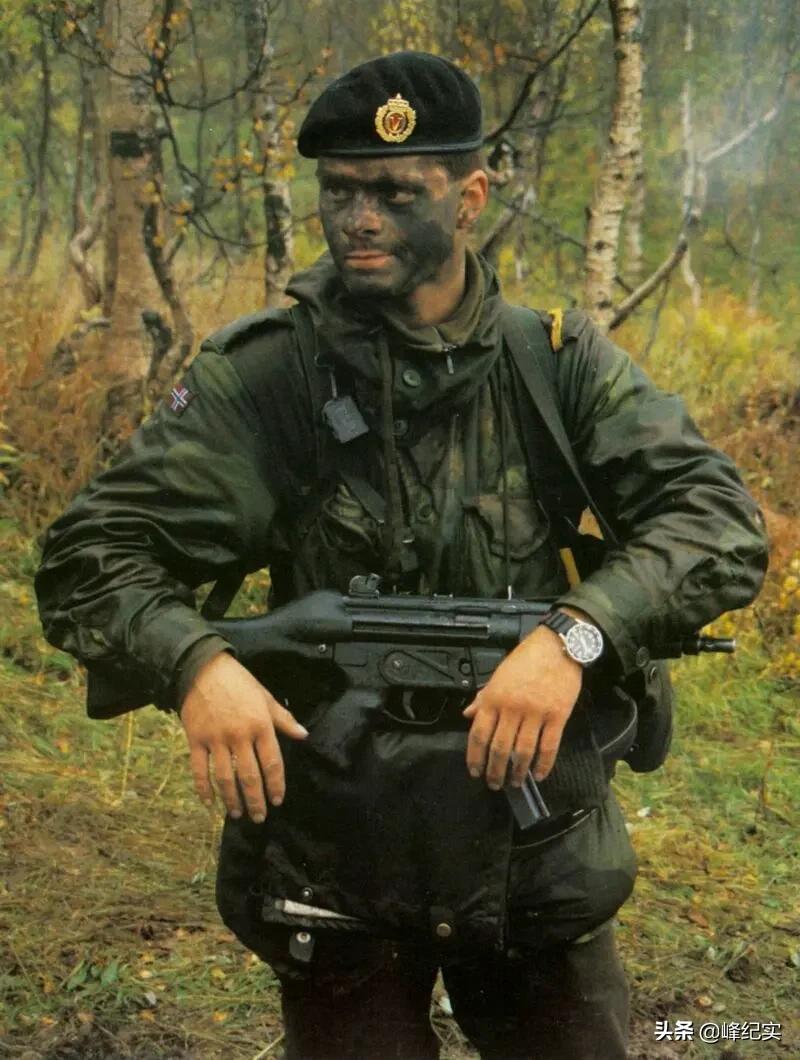 德国mp5新型冲锋枪,新式德国mp5冲锋枪