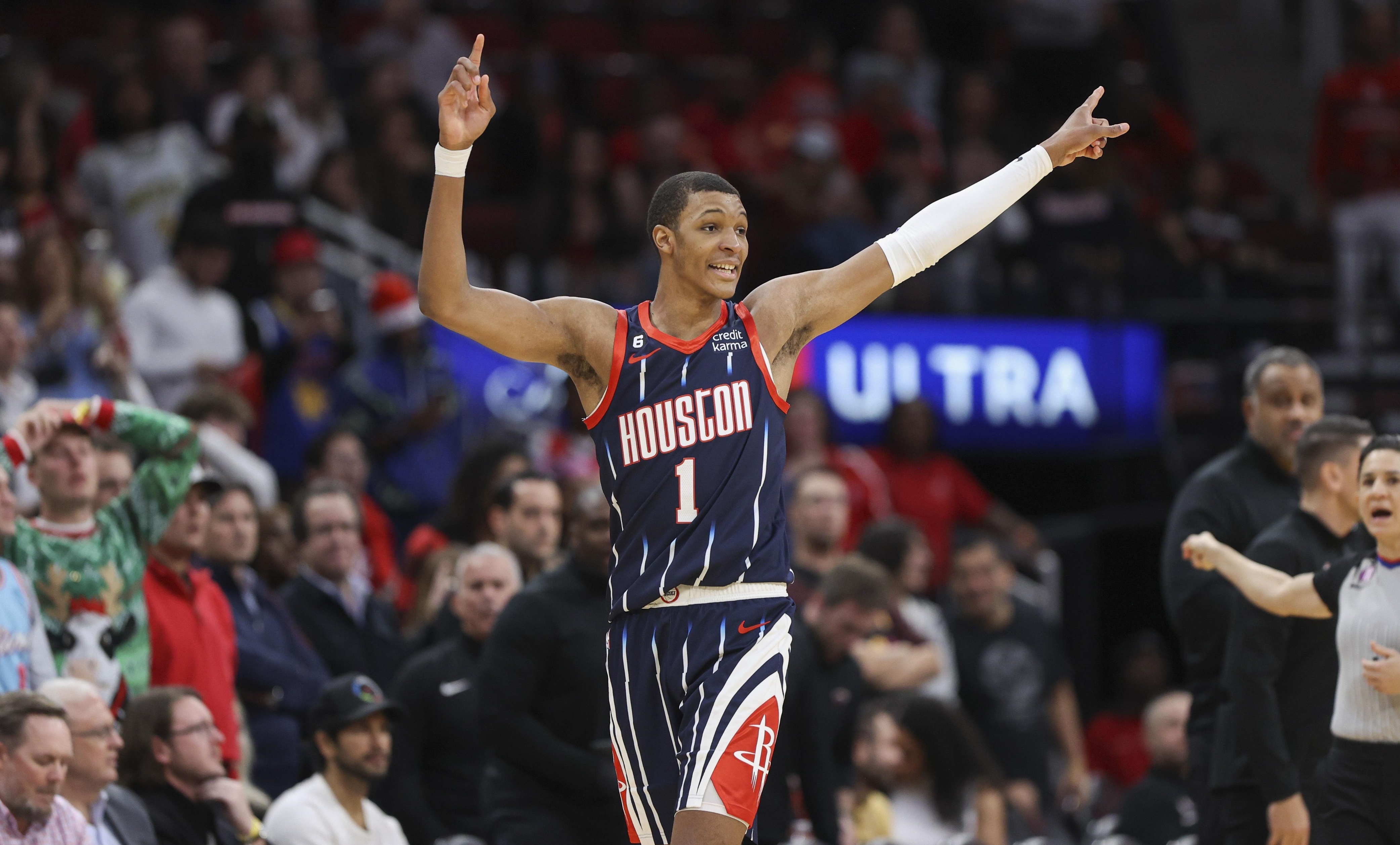 20+9！火箭空间型四号位归位，史密斯爆发因两点，塞拉斯该重视