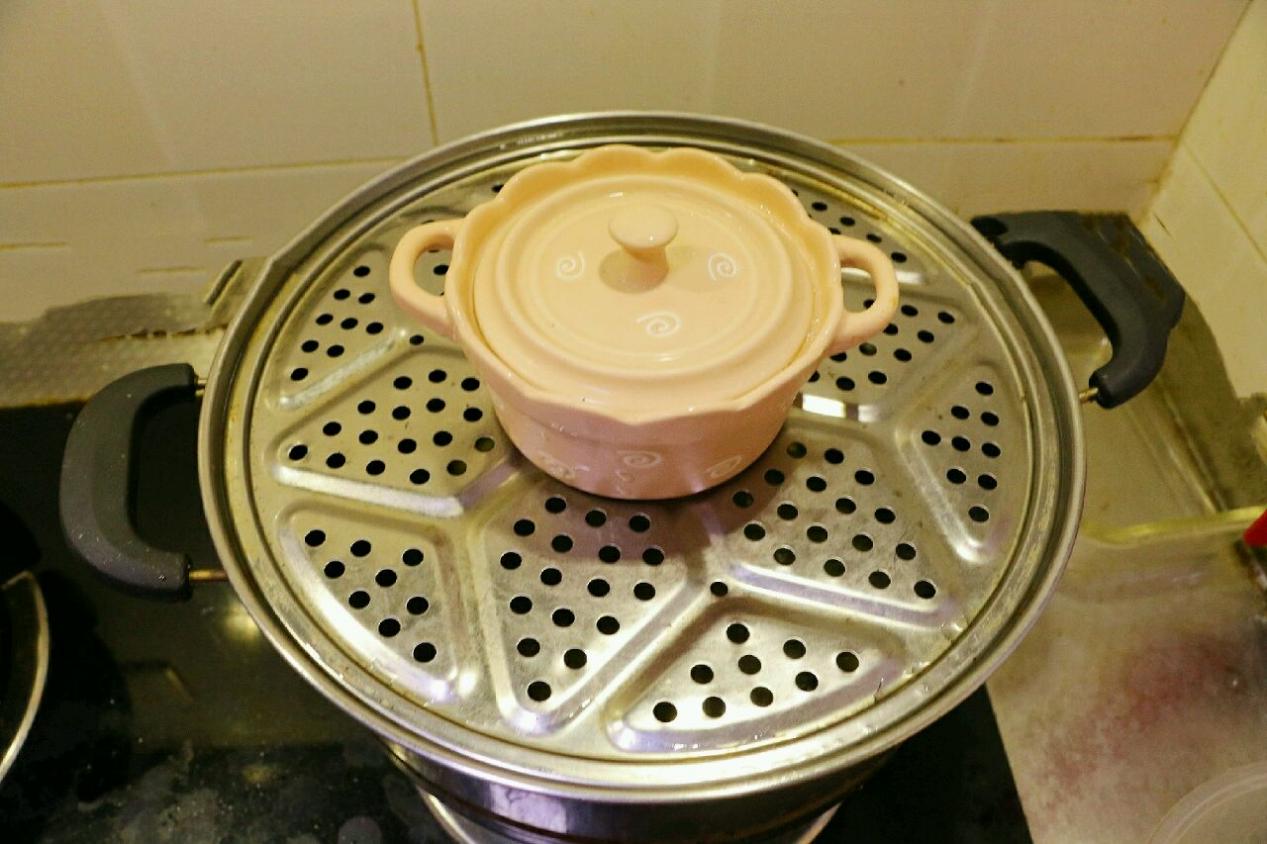 18个月的宝宝感冒怎么做秋葵蒸蛋,宝宝辅食秋葵蒸蛋的做法1岁以上