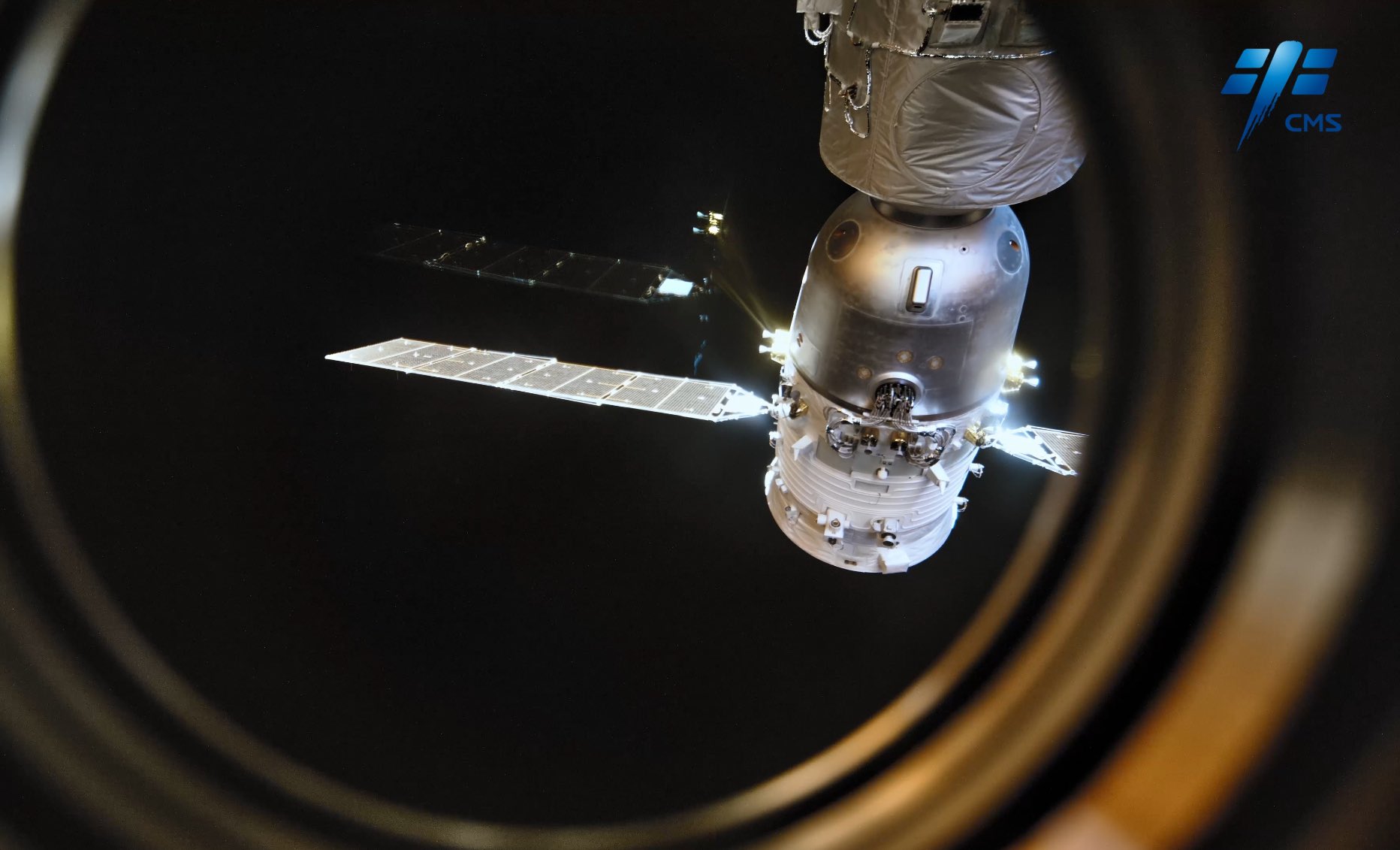 神舟15号飞船质量是多少,神舟飞船飞行一次成本大概多少