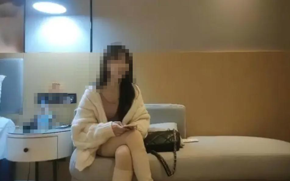 2021年男导演拍小黄片，20部获利百万，每集成本3万他们都拍吐了