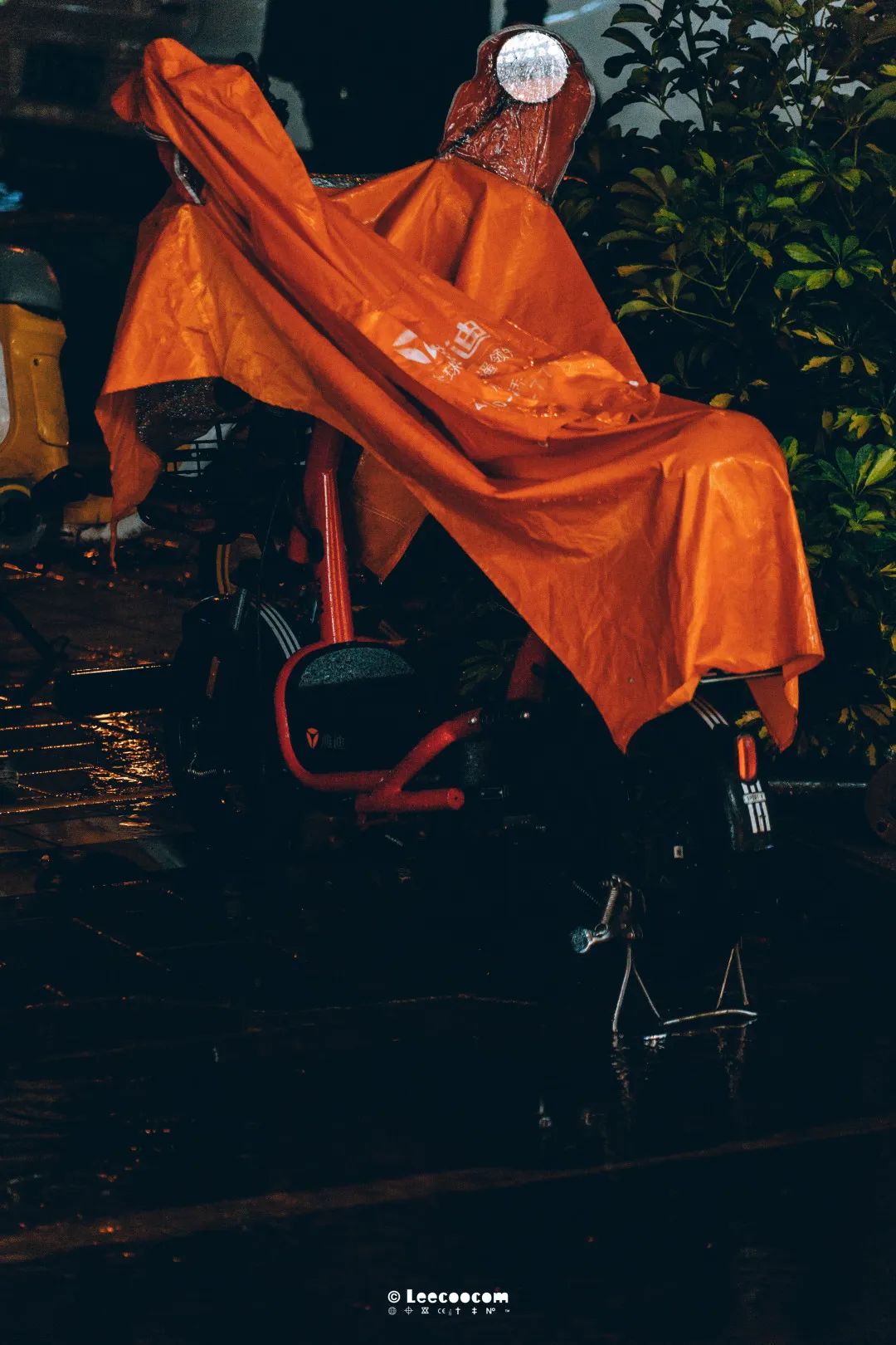 工资5000，还贷7000！昆明人的夜晚，其实比白天更忙…