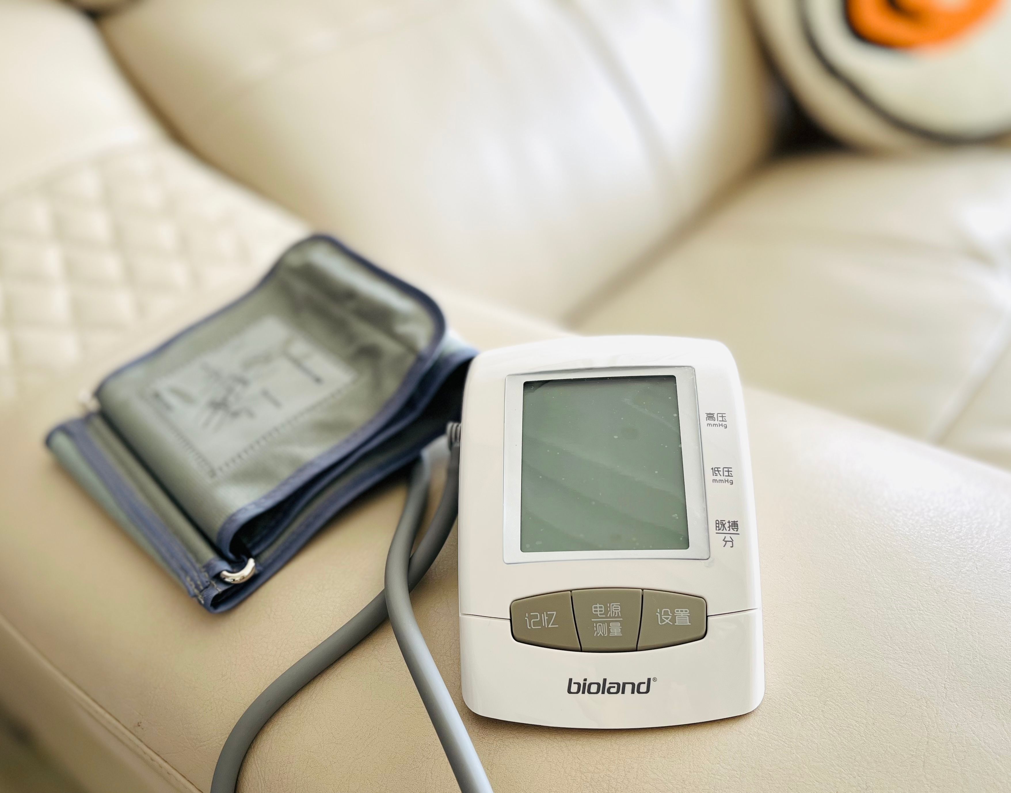 爱奥乐电子血压计,爱奥乐血压计特点