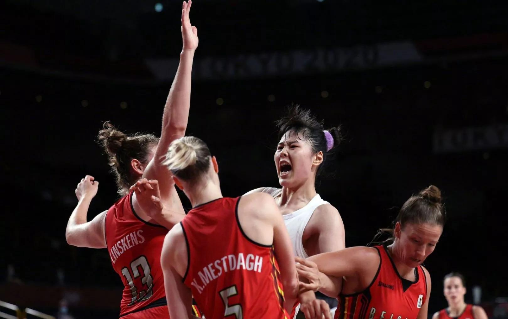 中国女篮对拉脱维亚女篮比赛录像,女篮世界杯中国对美国李月汝