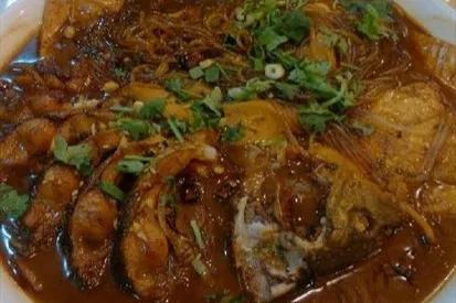 为啥哈尔滨得莫利炖鱼如今“门庭冷落”？辞职厨师:3个缺陷已证实