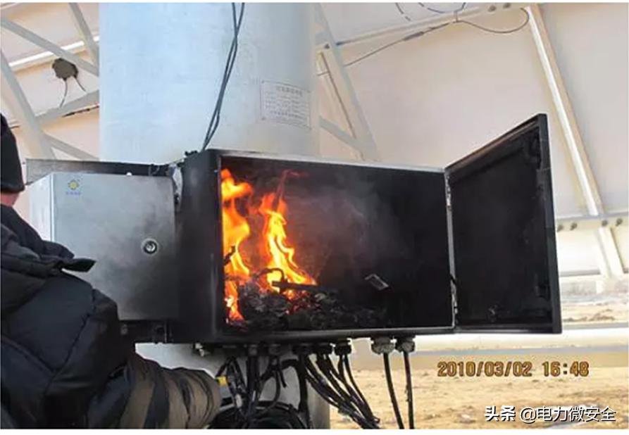 光伏发电汇流箱再接什么,不同光伏电站汇流箱如何选择