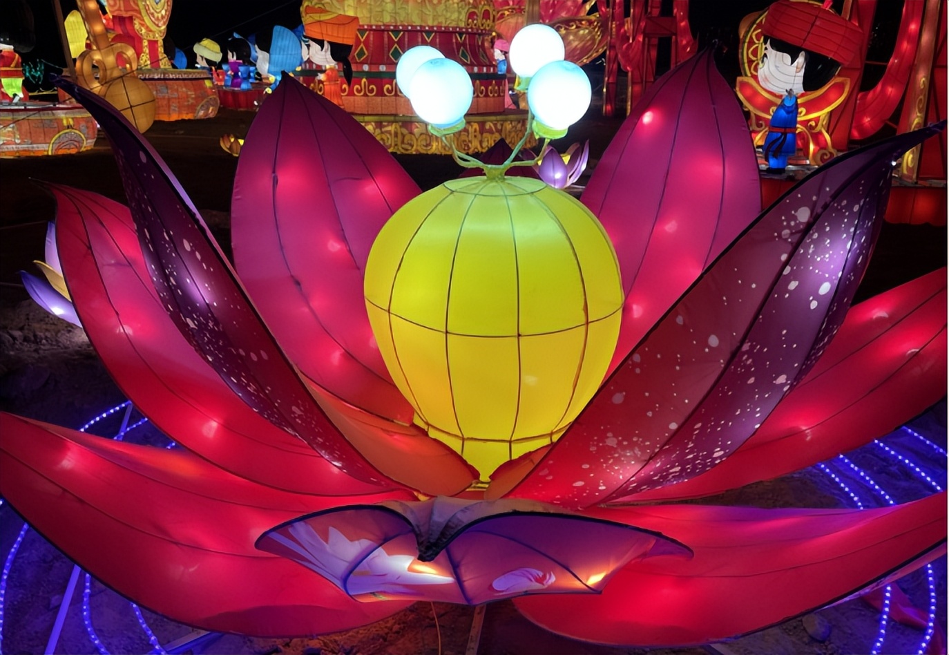 比年味谁更浓？谁能比得过花灯锦簇的栖云！