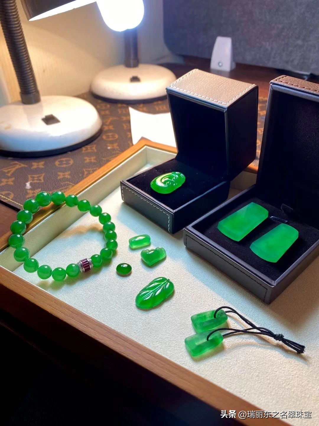 钻石翡翠骗局,翡翠vs钻石谁价值高