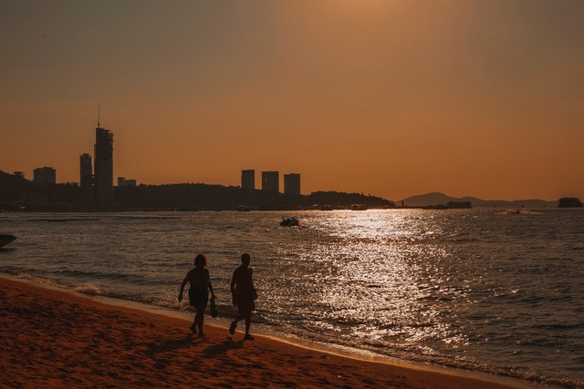 酒店旅游行业回暖情况,酒店旅游行业什么时候能复苏