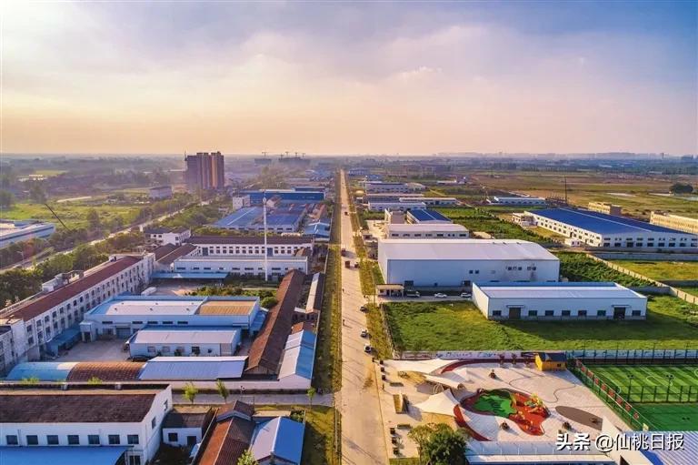 仙桃市生产制造业,仙桃工业产值去年排全国多少名