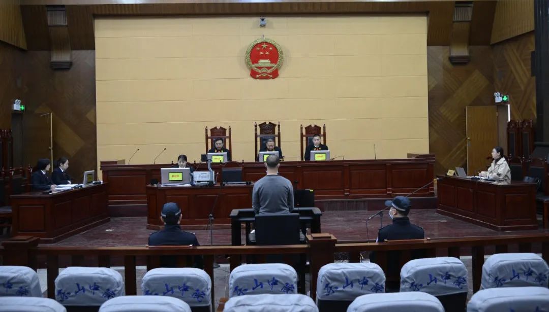 不枉不纵经得起历史检验,不枉不纵办铁案案例