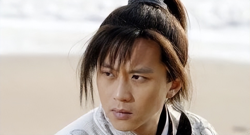 杨颖王楚然任敏霸屏,任敏新造型齐刘海