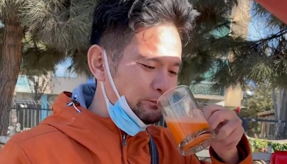 雪茄哥靠直播乌克兰现场火了,雪茄哥直播第一名