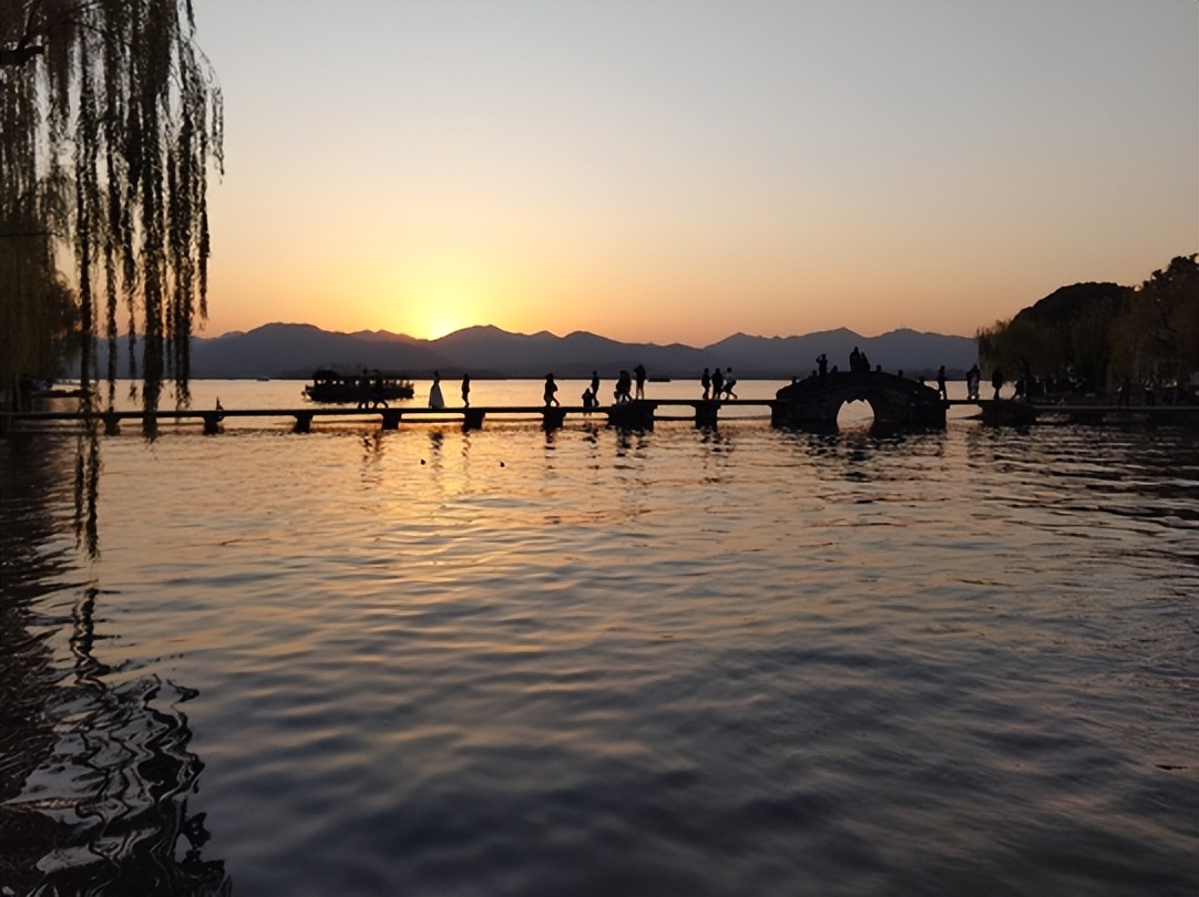 索尼xperiapro-i拍照排行,三星s21ultra与索尼xperiapro