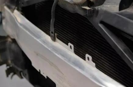 铝合金轻量化车身,铝合金刚性很好