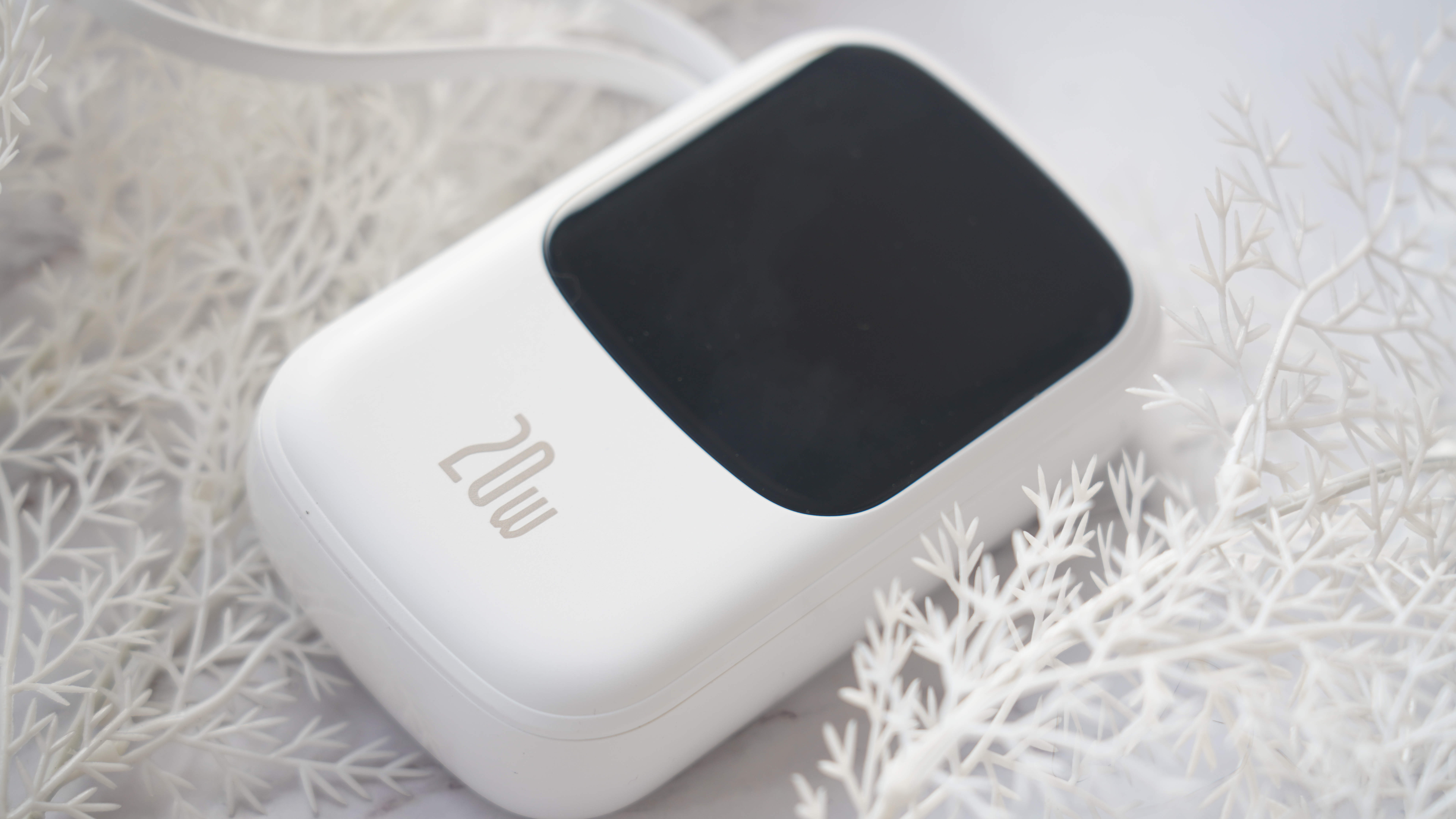 有科技感的充电宝,充电宝科技感超大容量