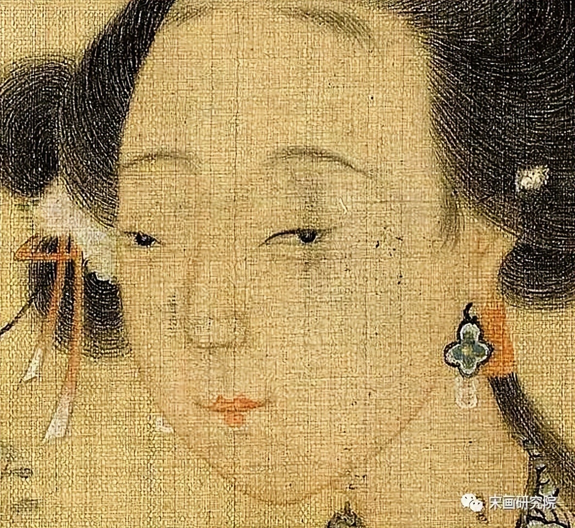 美目盼兮巧笑倩兮形容哪位佳人,美目盼兮的诗句