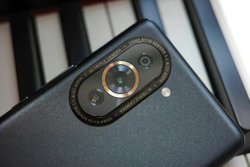 懂行的人建议买华为还是荣耀平板,懂行的人建议买华为还是小米手机