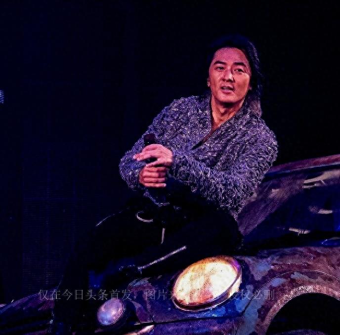 郑伊健演唱会蒙嘉慧讲日语,郑伊健演唱会上的蒙嘉慧