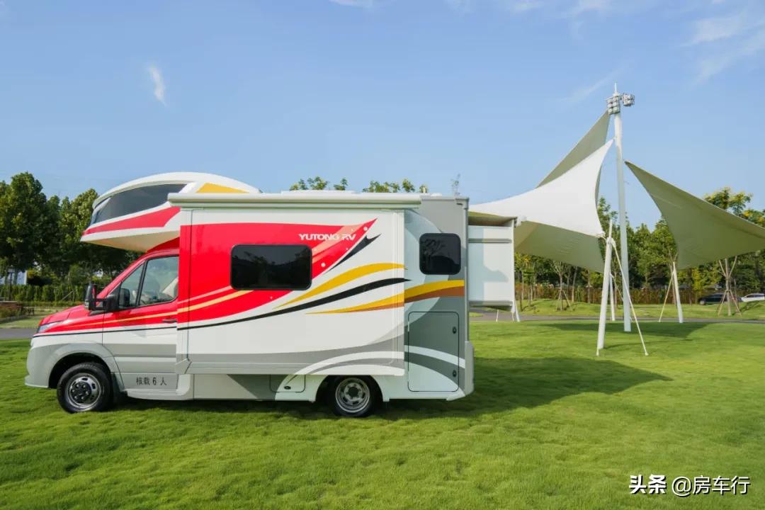 最新款进口顶级依维柯b型房车,依维柯房车推荐10万到20万之间7座