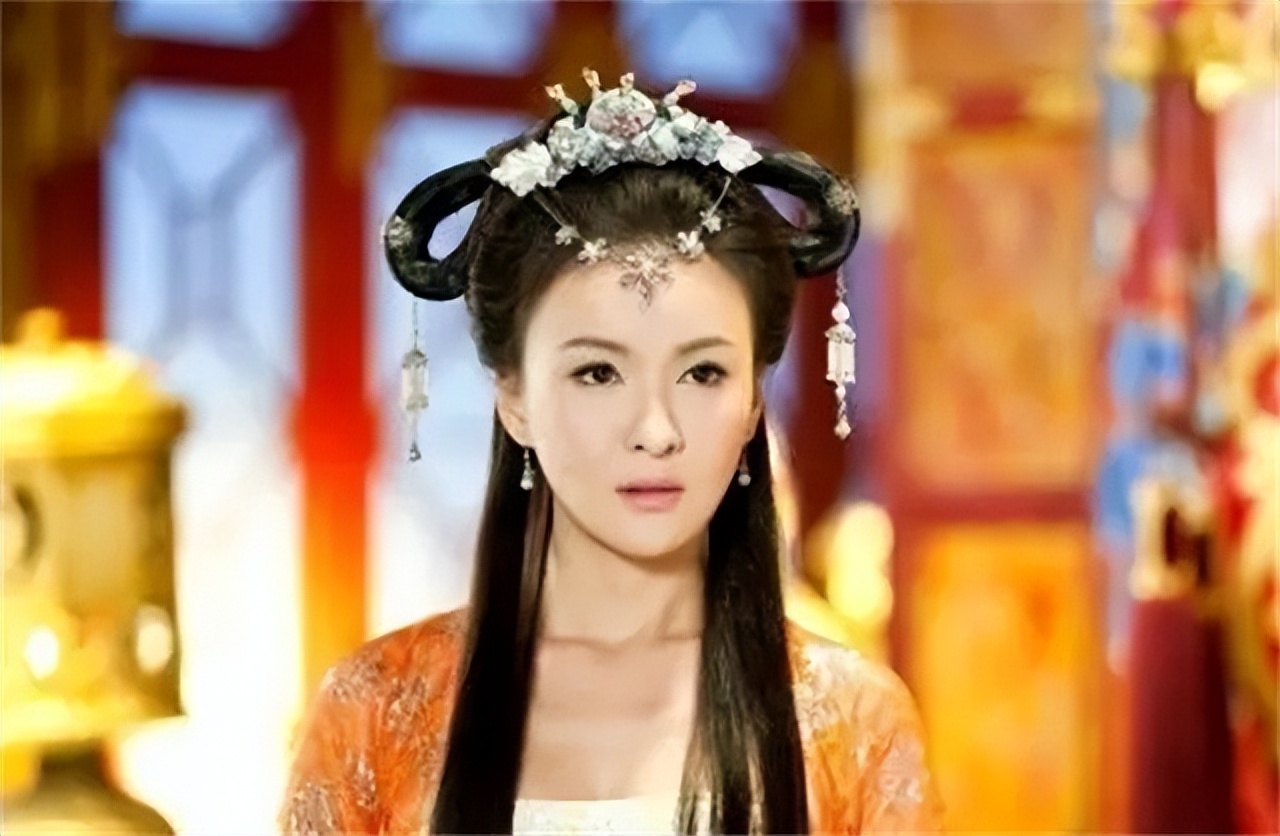 古代妃子的一天是如何度过的,古代宫里的妃子早上几点起床