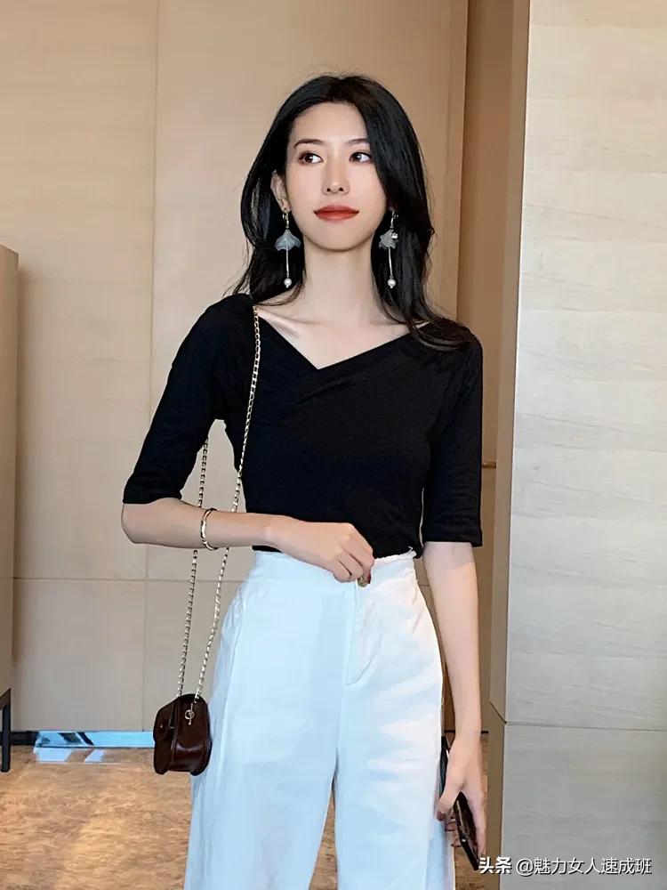 一字肩t恤上衣高级感春款,露肩上衣新款一字肩短袖