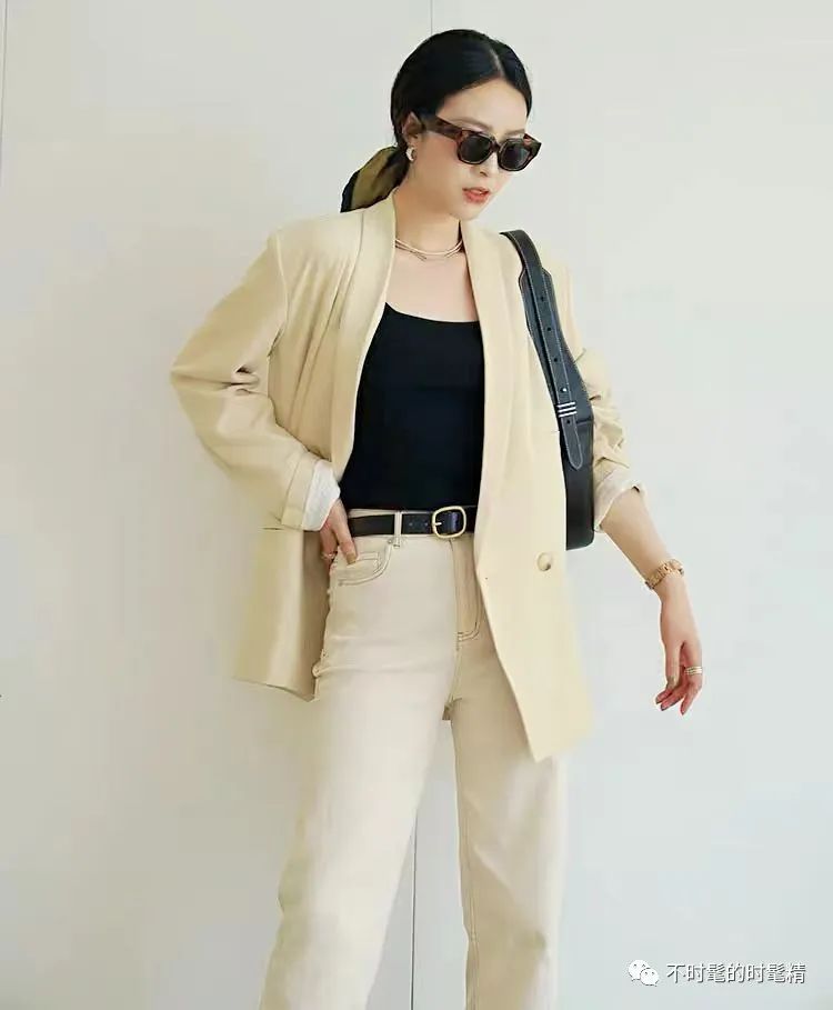 性感的“黑”并不是只有“黑丝”