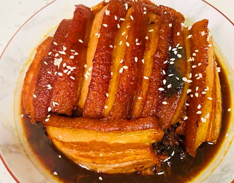 除夕年夜饭，不论贫富，此6道年夜菜记得端上桌，寓意吉祥年味足