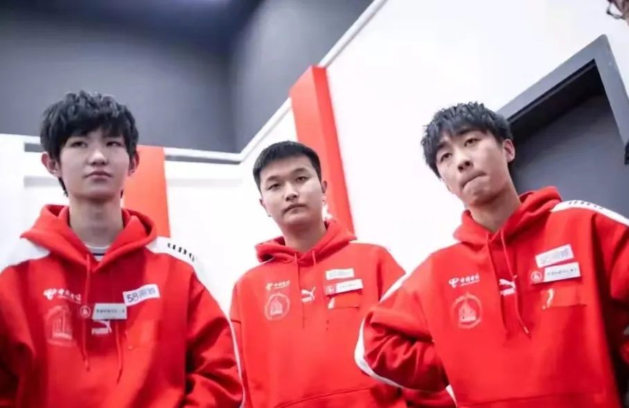 汤姆猫被腐化,汤姆cat