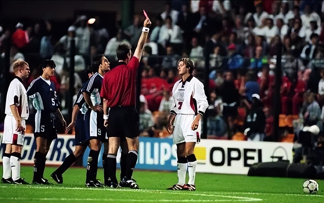 世界杯回忆杀剪辑,世界杯故事1998